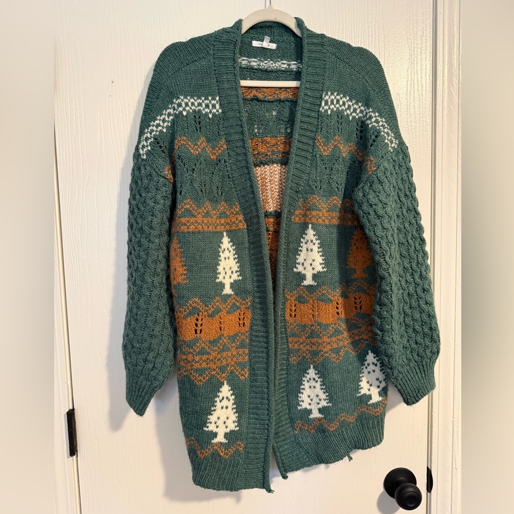 Maurices Forest Green and Cream Cardigan